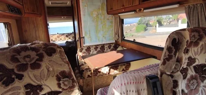 מלון אדחה Van With 3 Double Bed For Driving In Canary Islands