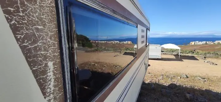 מלון אדחה Van With 3 Double Bed For Driving In Canary Islands ספרד