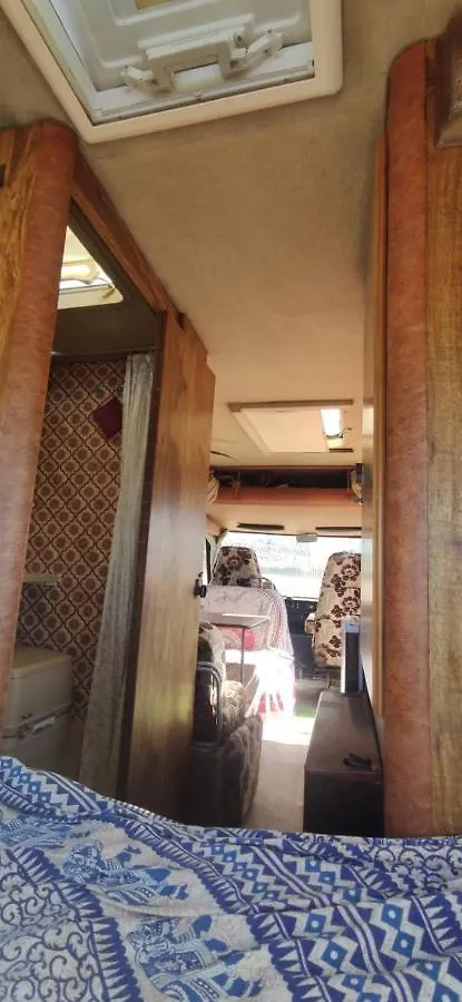 אתר קמפינג מלון אדחה Van With 3 Double Bed For Driving In Canary Islands